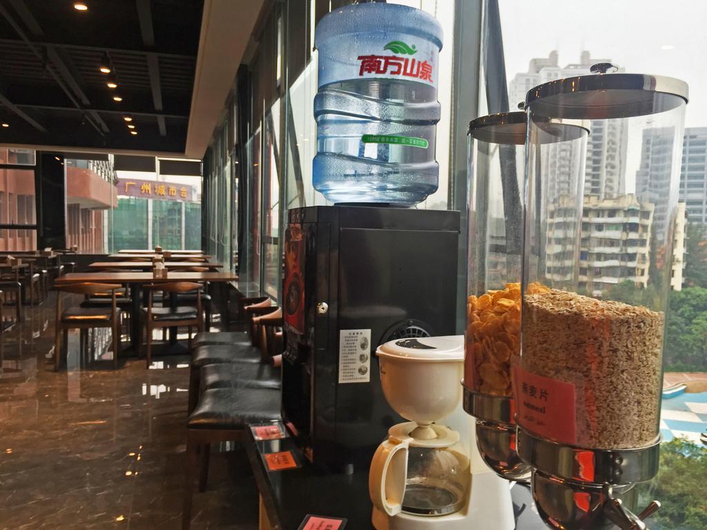 Paco Hotel Shuiyin Road Guangzhou-Free Bus Canton Fair エクステリア 写真